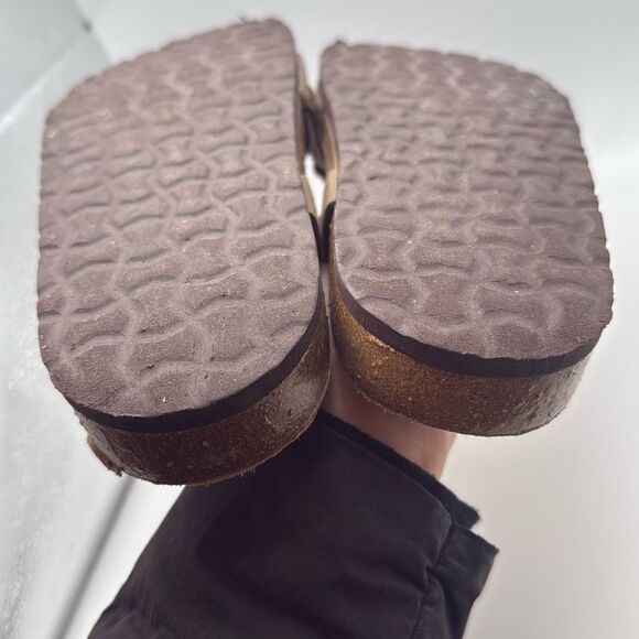 CUSHIONAIRE Women's Lizzy Cork Footbed Sandal - Boho Chic Summer Slides SIZE 8 B - Picture 7 of 8